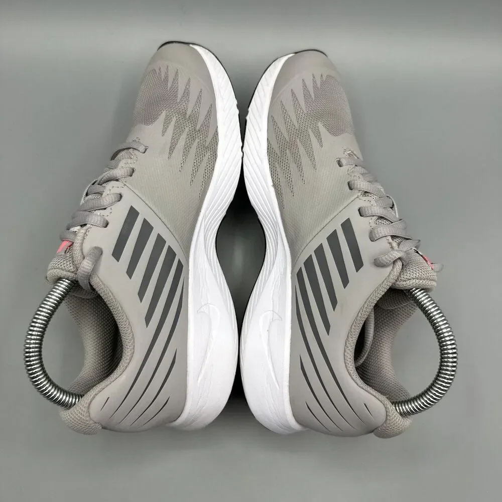 Nike Star Runner Atmosphere Sneaker Gray Pink Stripe Size 5.5Y
